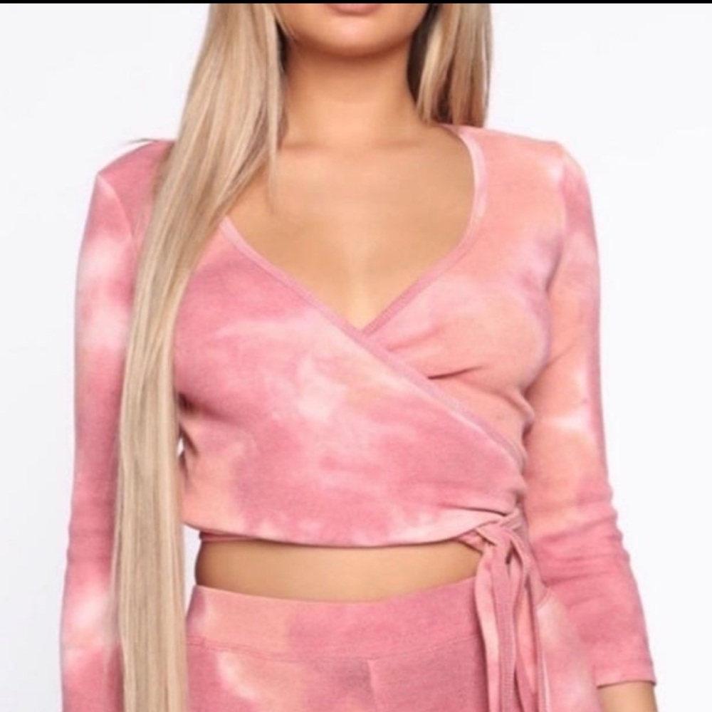 Fashion Nova Lulu Tie Dye Women’s Top✨